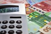 ΕΕ: Περισσότερη φορολογία πληρώνουν οι Έλληνες