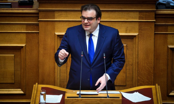 Πιερρακάκης: Πρόσθετες νομοθετικές παρεμβάσεις για τη στήριξη των ακριτικών περιοχών