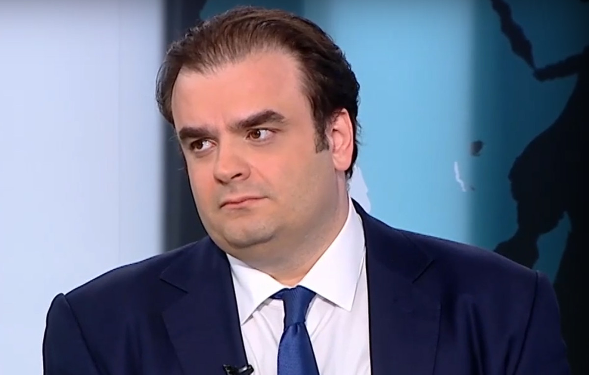 Πιερρακάκης: Η φορολογική μεταρρύθμιση στο επίκεντρο της μάχης για το δημογραφικό