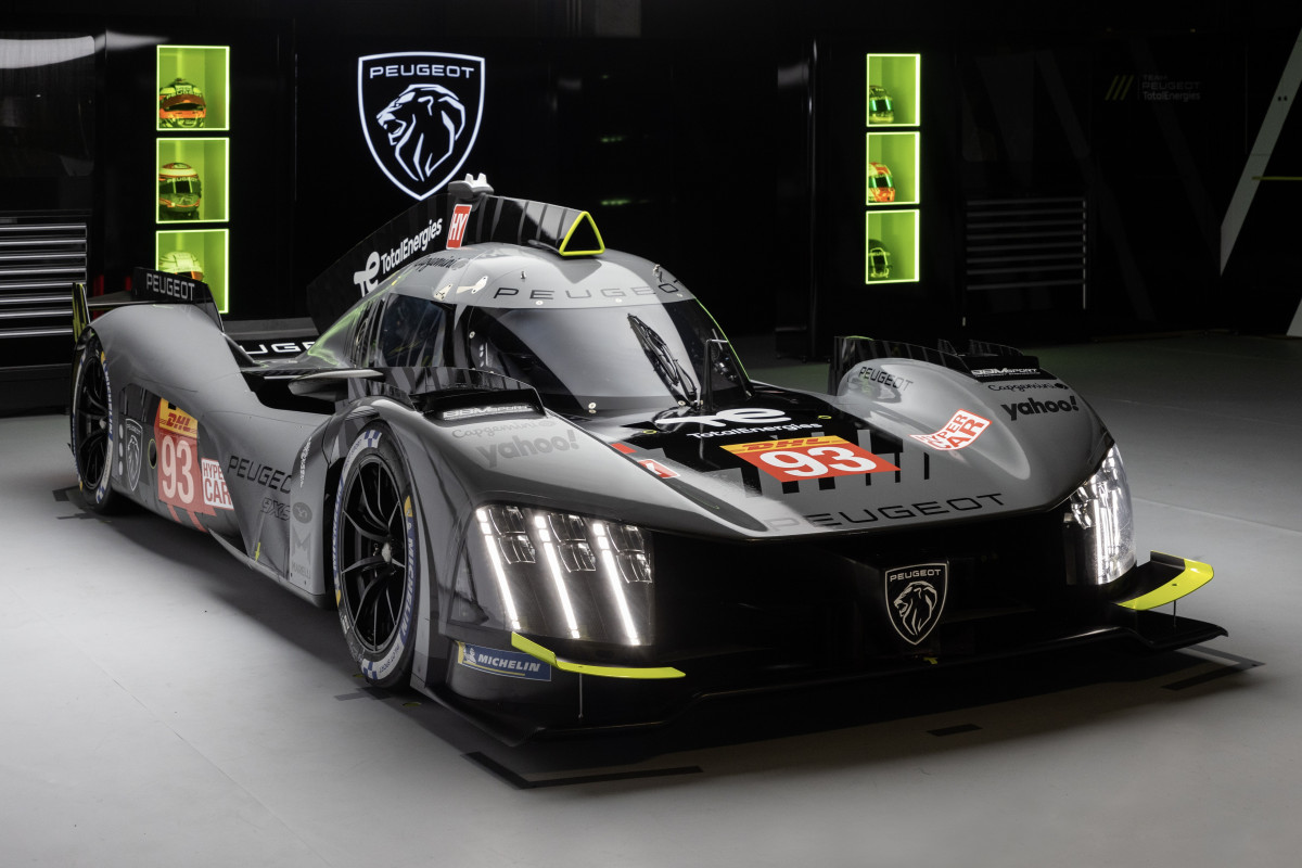 Η Team Peugeot TotalEnergies στο δρόμο για το Sebring