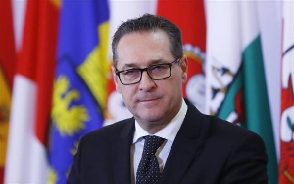 Σε παραίτηση προχωρά ο αντικαγκελάριος της Αυστρίας