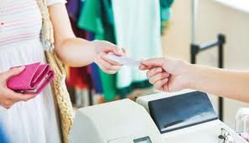 Τη μάχη της "απόδειξης" χάνει το λιανικό εμπόριο