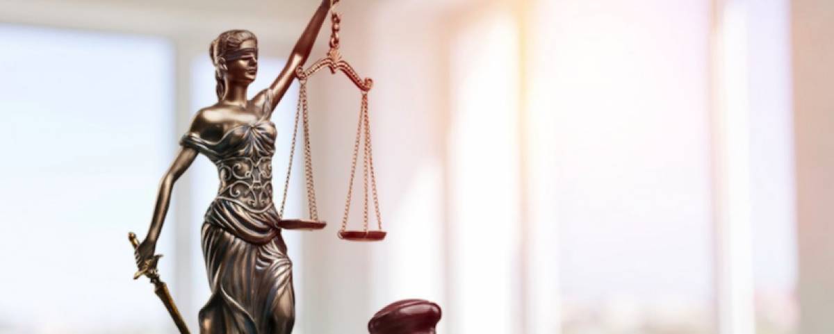 Διαδικτυακές ομάδες πίεσης καταγγέλλουν οι Δικαστές και Εισαγγελείς