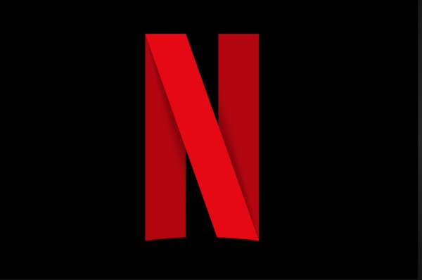 Warner Bros: Σκληρό μπρα-ντε-φερ με την Paramount για το deal με Netflix