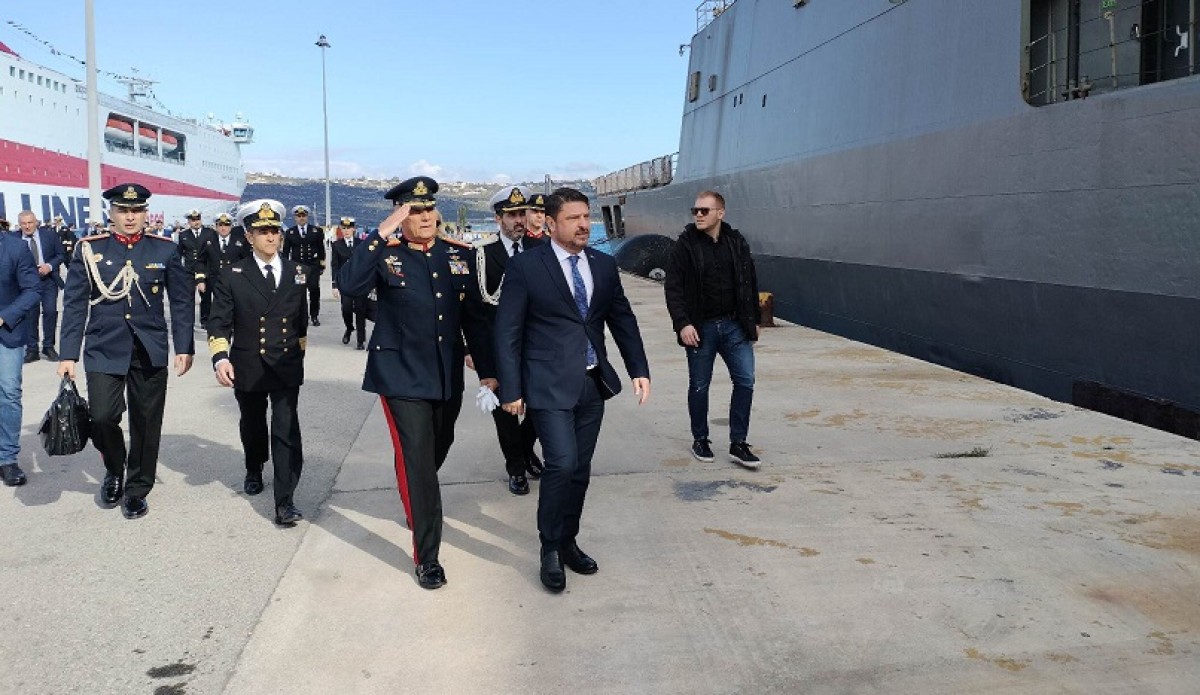 Θεοφάνεια: Στη Σούδα ο υφυπ.Εθνικής Άμυνας και ο αρχηγός ΓΕΕΘΑ