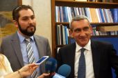 "Η Περιφέρεια Ν.Αιγαίου δεν έχει καμία σχέση με όσα γνωρίζατε για το ελληνικό Δημόσιο"