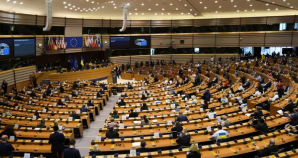 Μετά από 20 χρόνια απραξίας,το Ευρωκοινοβούλιο νοιάστηκε για το πρωινό