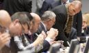 Σύγκρουση για την παράταση - Χωρίς κοινή δήλωση η συνάντηση