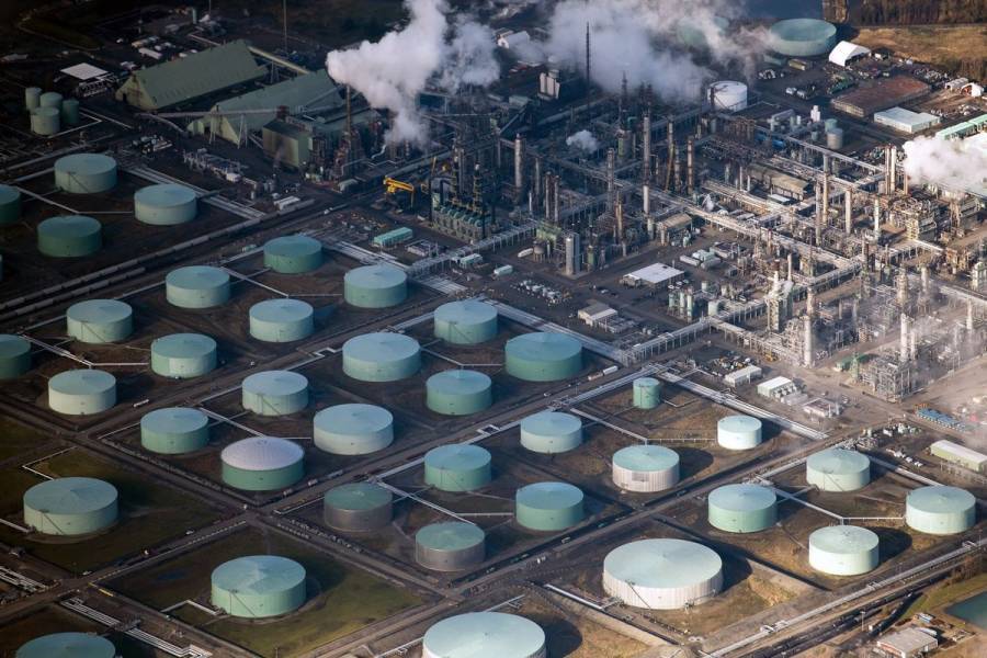 «Βουτιά» 6% για το πετρέλαιο με...χείρα ΗΠΑ-Ανεβαίνει το φυσικό αέριο