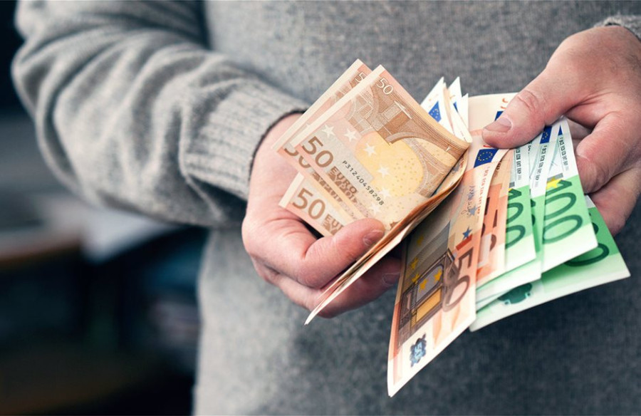 Ο «χάρτης» των πληρωμών από τον e-ΕΦΚΑ και τη ΔΥΠΑ έως τις 31 Οκτωβρίου