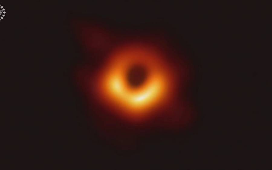 Η NASA μας δείχνει την πρώτη φωτογραφία μαύρης τρύπας