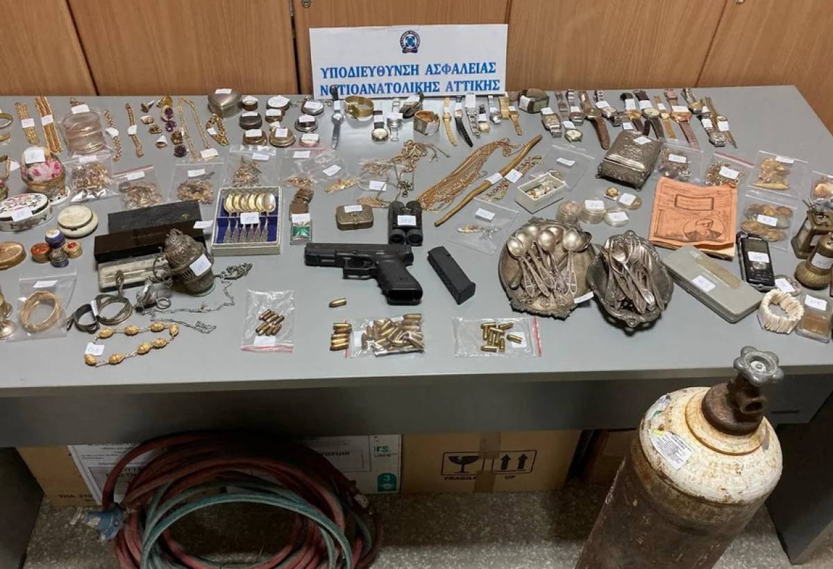 Εξάρθρωση εγκληματικής οργάνωσης με λεία 700.000 ευρώ