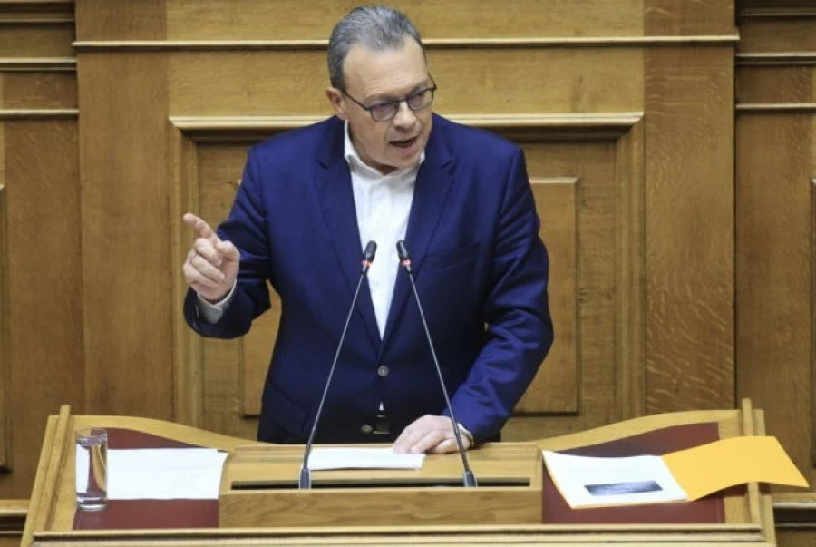 Φάμελλος: Ο πρωθυπουργός οφείλει να έλθει στην Βουλή να απολογηθεί