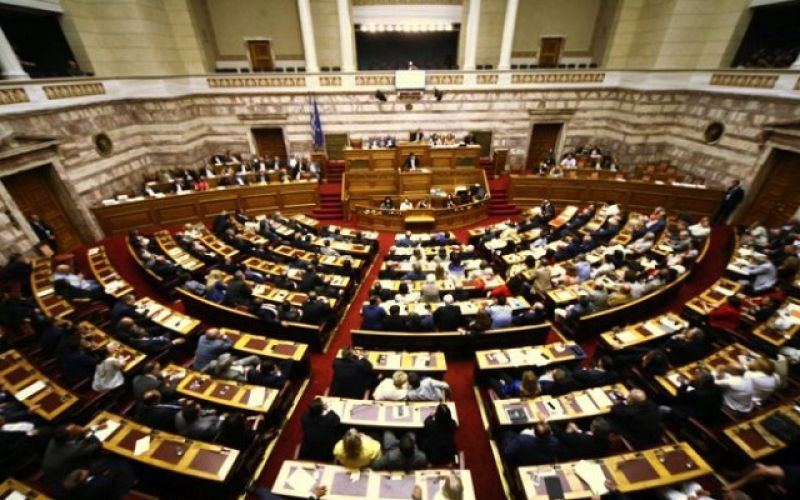 Το «προσύμφωνο» ψηφίστηκε - Από σήμερα η μάχη για τη Συμφωνία