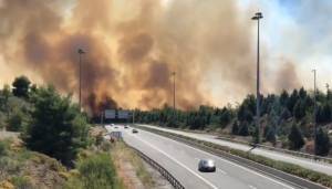 Έκλεισε η Εθνική Οδός από Αθήνα μέχρι Κάστρο Βοιωτίας