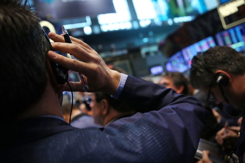 Απώλειες το 2015 για τα hedge funds
