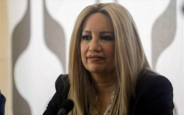 Γεννηματά: Ο κ.Τσίπρας κήρυξε τον πόλεμο επειδή βλέπει ότι χάνει