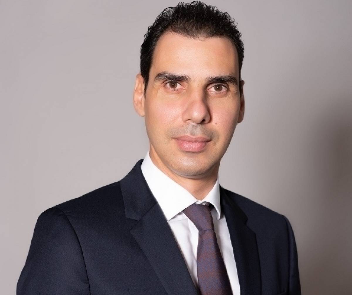 Θεμιστοκλέους: Κανένα θέμα αναβολής ή ματαίωσης εμβολιασμών