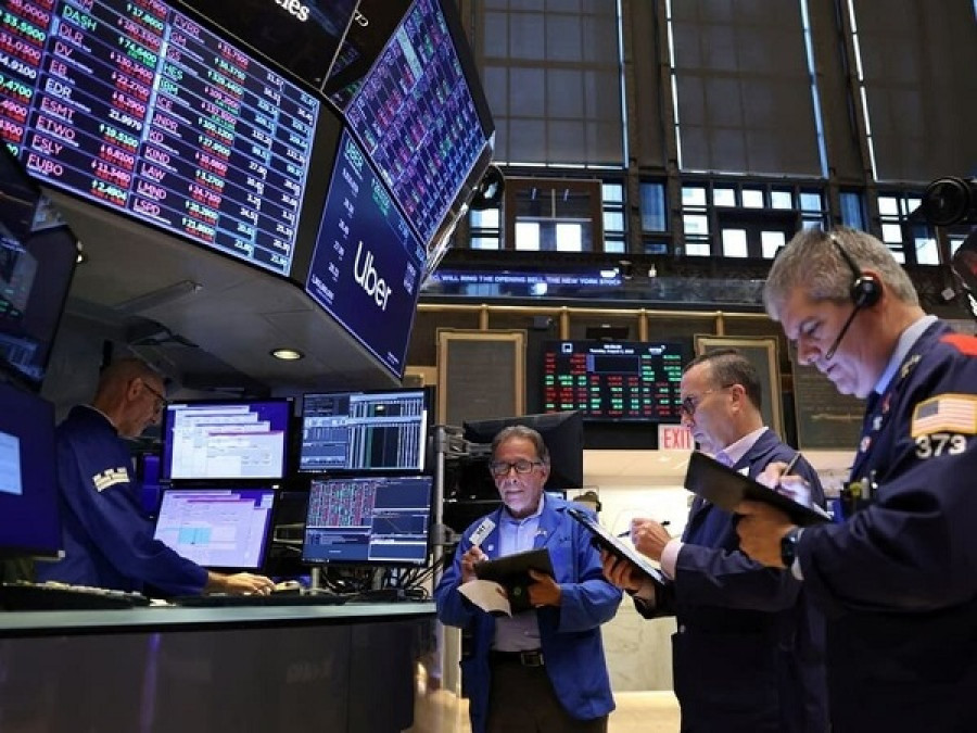 Το «σήμα» για επιβράδυνση των αυξήσεων επιτοκίων ενίσχυσε τη Wall Street