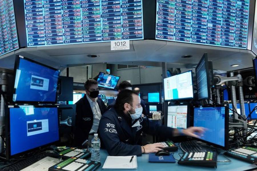 Νέο «κύμα» μαζικών πωλήσεων στη Wall Street