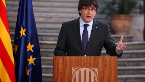 Πουτζδεμόν: Ζητά εγγυήσεις για να επιστρέψει στην Καταλονία