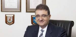 Εξαδάκτυλος: Να μη χαλαρώσουμε τους ρυθμούς εμβολιασμού Ιούλιο και Αύγουστο