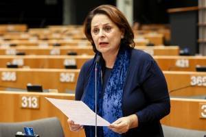 ΕΕ: Σε «μαύρη λίστα» οι αρνητές εμβολιασμών