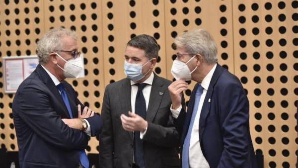 Με... συνταγή πανδημίας απαντά στον πόλεμο το Eurogroup