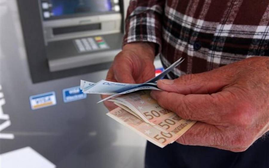 Τροπολογία: Πώς θα δοθούν προσωρινές συντάξεις και αναδρομικά