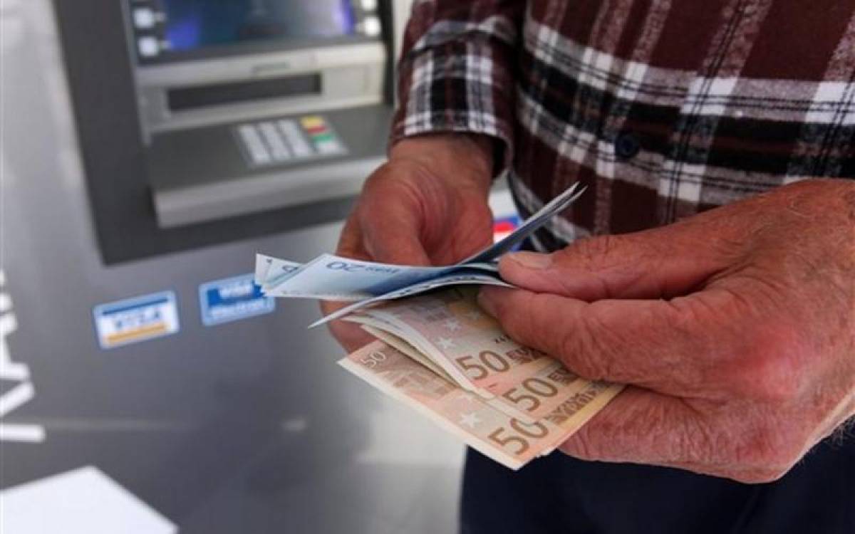 Τροπολογία: Πώς θα δοθούν προσωρινές συντάξεις και αναδρομικά