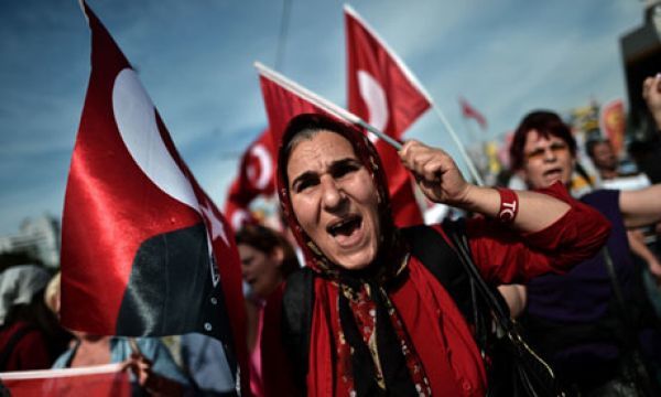 Νέες διαδηλώσεις στην Κωνσταντινούπολη