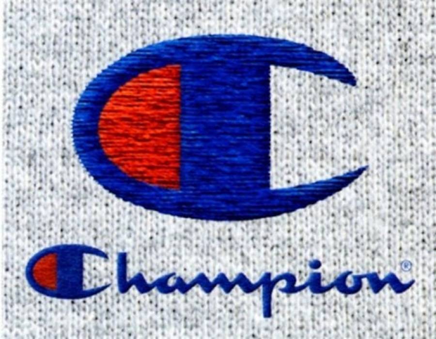 Η Champion στα attica πολυκαταστήματα