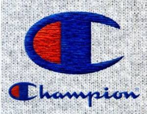 Η Champion στα attica πολυκαταστήματα