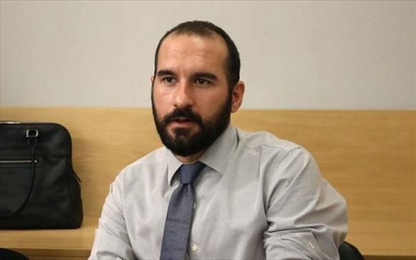 Τζανακόπουλος:Η βέλτιστη λύση για τους συμβασιούχους μια νέα οκτάμηνη σύμβαση