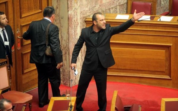 Σοκαριστικό μήνυμα για δολοφονία Πακιστανού εντοπίστηκε στο κινητό του βουλευτή της Χ.Α Π. Ηλιόπουλου