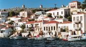 Τήλος: Υποβαθμίζουν το Δημοτικό