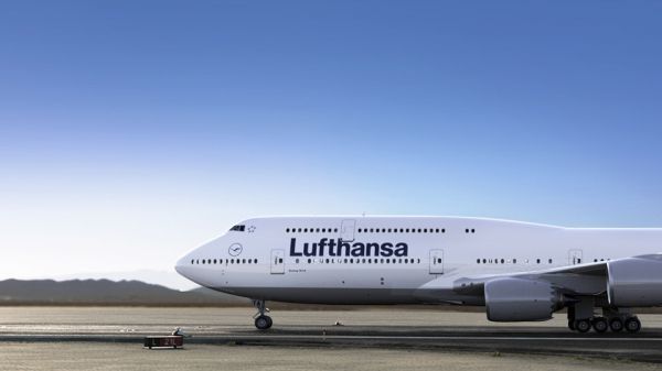 O Koρρές πετάει με τα αεροπλάνα της Lufthansa