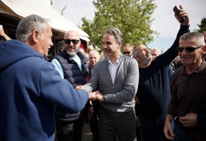Μητσοτάκης: Σταματήστε να παίζετε «monopoly» με τις καταθέσεις των Ελλήνων