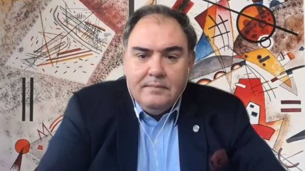 Σαρηγιάννης: Δε θα έχουμε ποτέ ανοσία της αγέλης