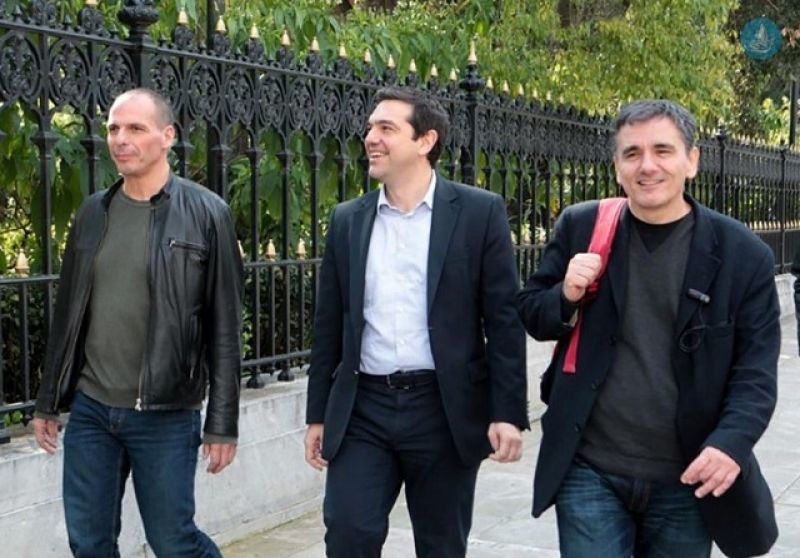 Με νέα ομάδα διαπραγμάτευσης &amp; πολυνομοσχέδιο επιχειρείται επίθεση φιλίας στους θεσμούς