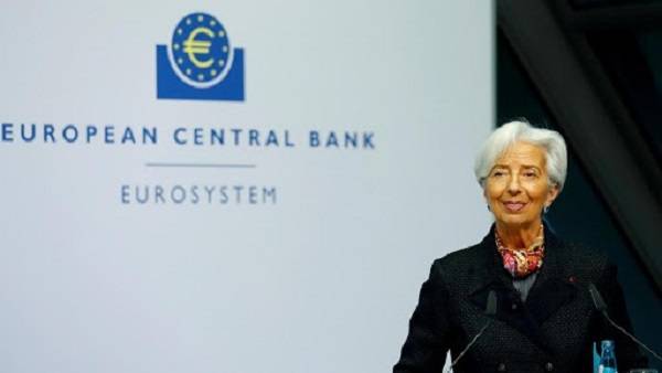 Τι αποφασίζει η ΕΚΤ για το επιτόκιο του ευρώ