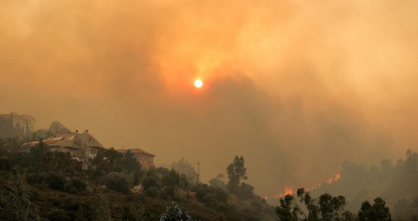 Φωτιά στην Πεντέλη: Εκκενώθηκε το νοσοκομείο Παίδων