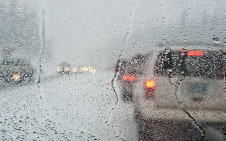 Διακοπή κυκλοφορίας σε δρόμους της Θεσσαλονίκης λόγω της έντονης βροχόπτωσης