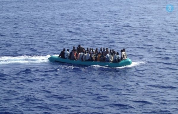 180 μετανάστες περισυνελέγησαν, μέσα σε λίγες ώρες, στο Αιγαίο
