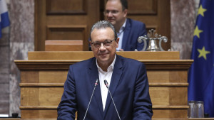 Επιστολή Φάμελλου σε Κακλαμάνη: Η κυβέρνηση απαξιώνει το Κοινοβούλιο και προσβάλλει τους Έλληνες πολίτες