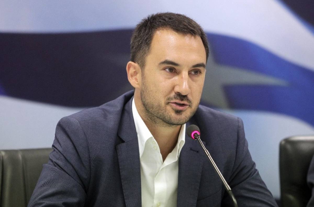 Χαρίτσης: Μεσάνυχτα και χωρίς διαβούλευση το πρώτο νομοσχέδιο της κυβέρνησης