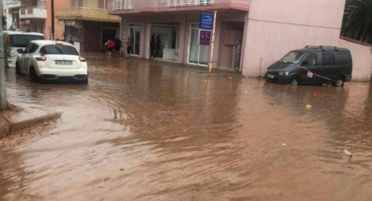 Δίχως τέλος τα προβλήματα στη Θάσο λόγω της έντονης βροχόπτωσης