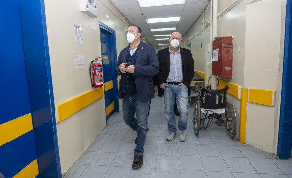 Επίσκεψη Κόκκαλη, με Τσακρή και Ιωακειμίδη, στο Γενικό Κρατικό Νίκαιας