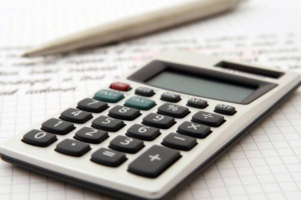 Πώς διαμορφώνονται τα μεικτά ωρομίσθια εργαζόμενων στο β' τρίμηνο
