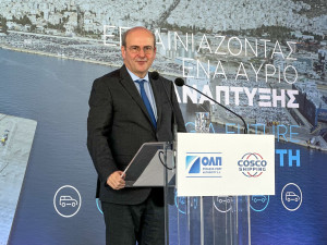 Χατζηδάκης: Οι εξελίξεις στο λιμάνι του Πειραιά μοχλός οικονομικής ανάπτυξης